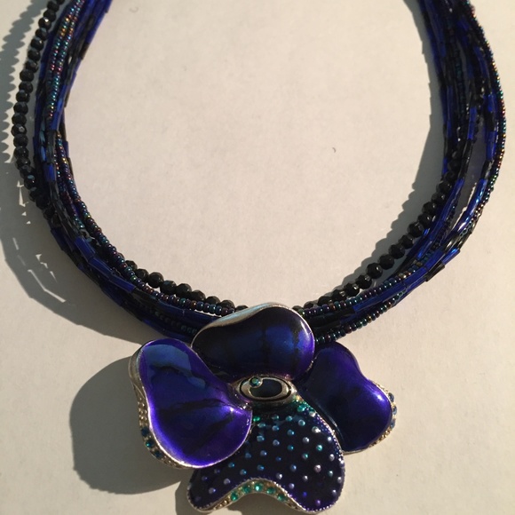 CHICO'S BLUE MULTI STRAND BEADED FLOWER NECKLACE - Picture 1 of 3